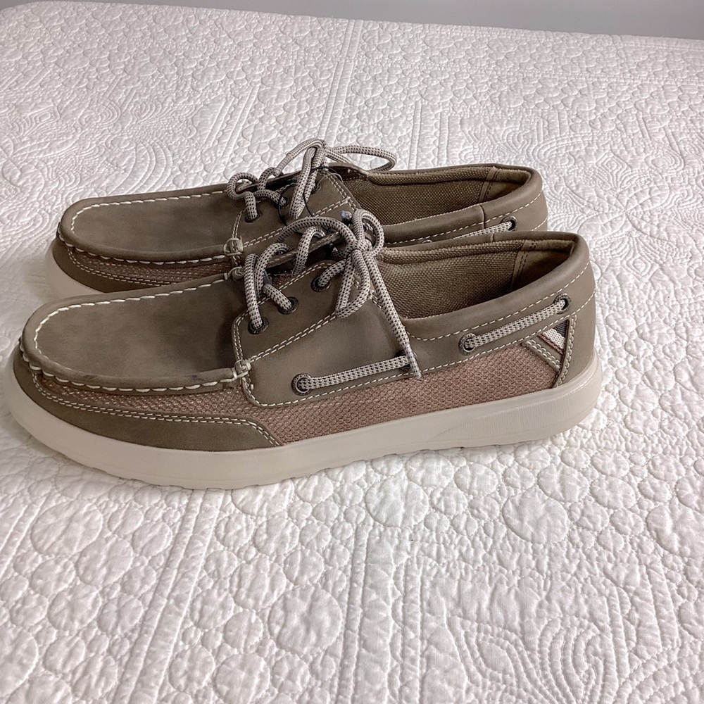 Margaritaville Boat Shoes Men’s Size 10.5 NWOT Tan Brown